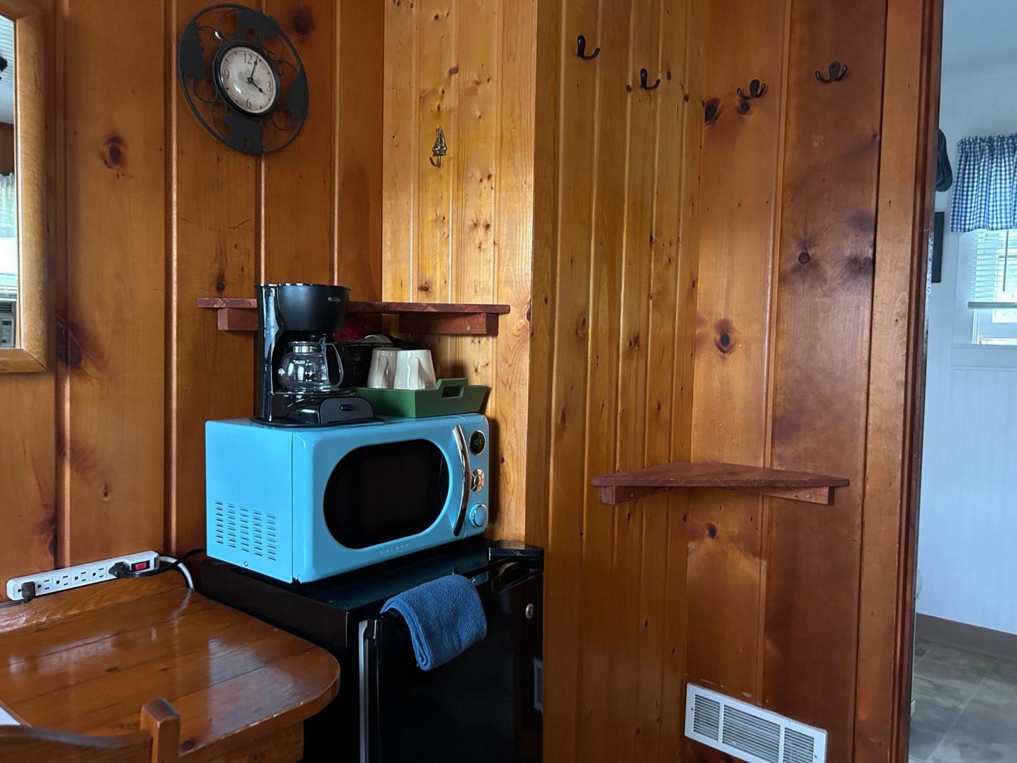 Cedar Ridge Cabins Honor Εξωτερικό φωτογραφία