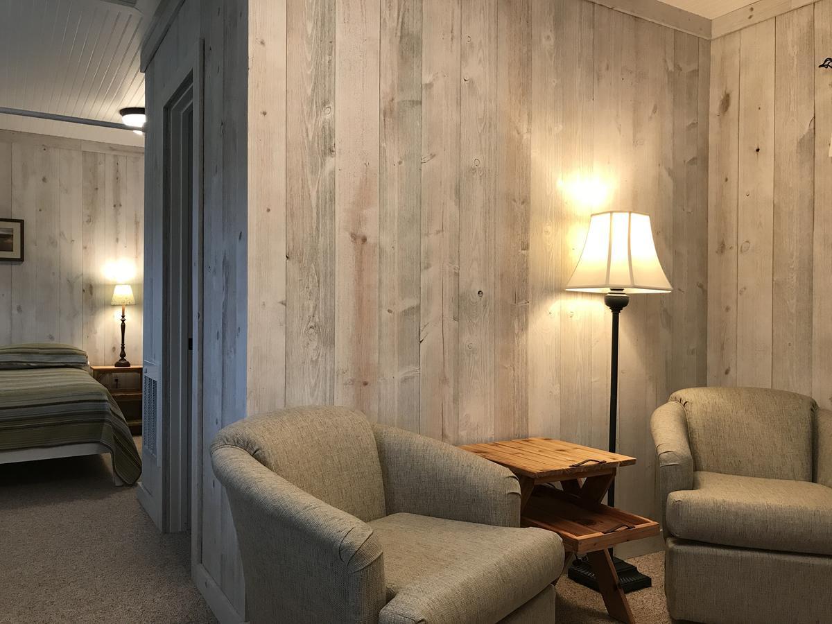Cedar Ridge Cabins Honor Εξωτερικό φωτογραφία