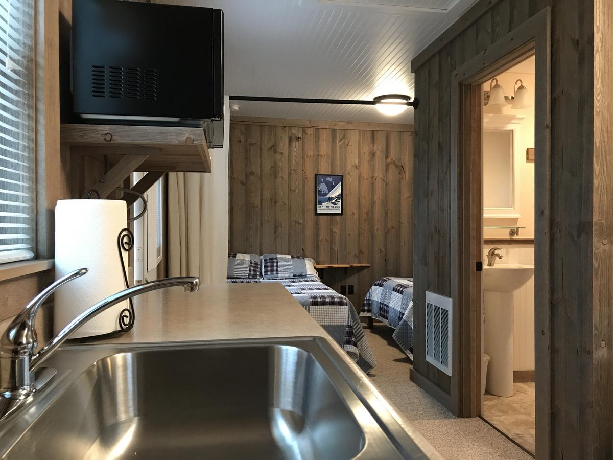 Cedar Ridge Cabins Honor Εξωτερικό φωτογραφία