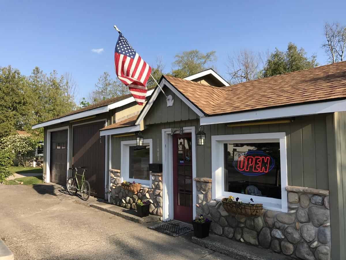 Cedar Ridge Cabins Honor Εξωτερικό φωτογραφία