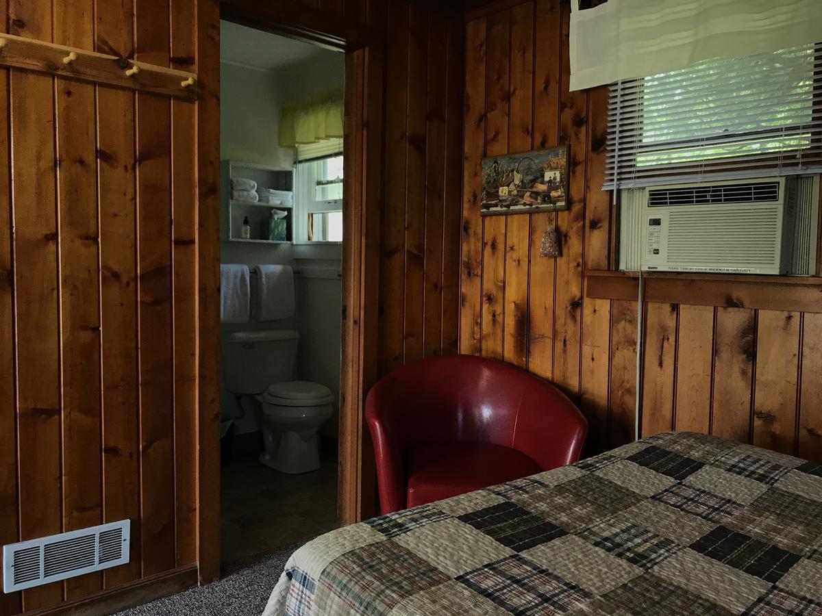 Cedar Ridge Cabins Honor Εξωτερικό φωτογραφία