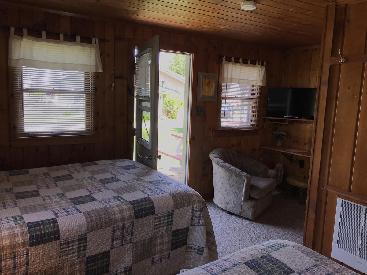 Cedar Ridge Cabins Honor Εξωτερικό φωτογραφία