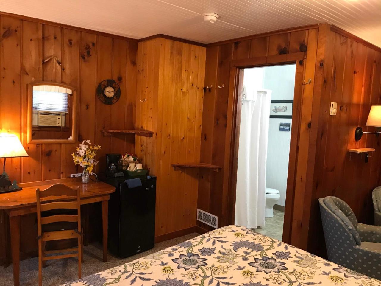 Cedar Ridge Cabins Honor Εξωτερικό φωτογραφία